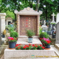 Yeung family tomb